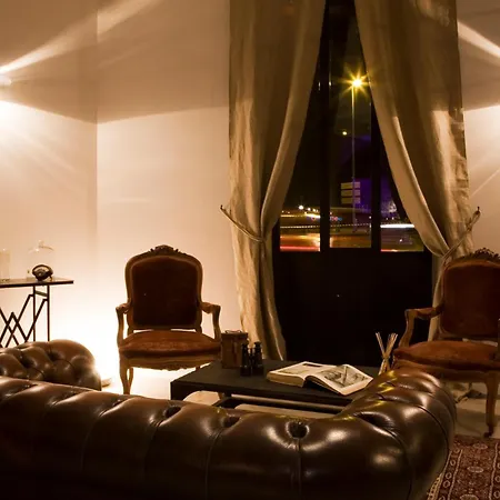 Apartment Surprenantes- Jules Verne